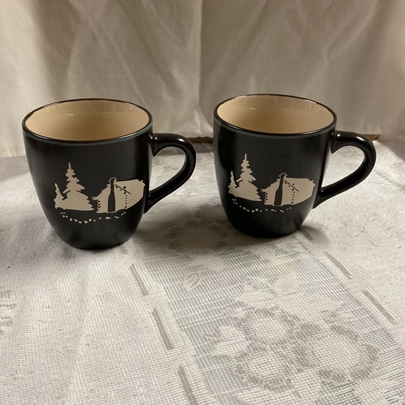 Bass Pro Shops Black & White Cabin Mugs Cups Outdoor Camping 12oz  Set of 2 - Picture 2 of 8